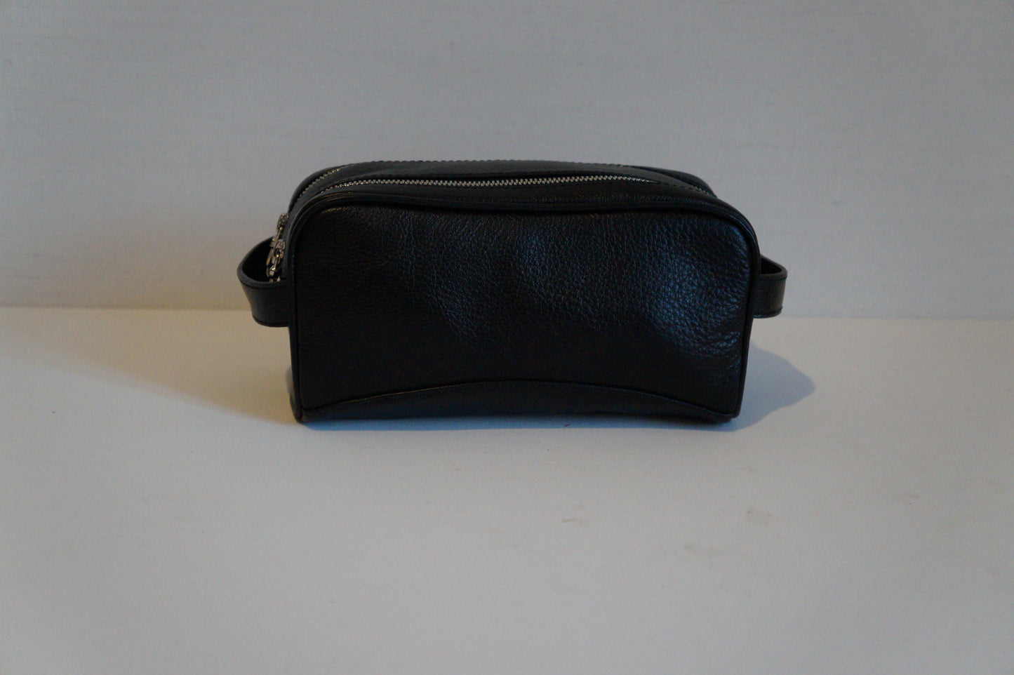 LODA men's leather toiletry bag of premium class 